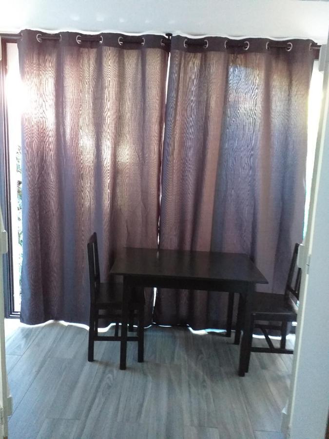Joli studio res au calme en rez de jardin à Bandol. Esterno foto
