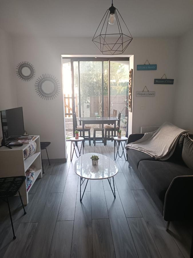 Joli studio res au calme en rez de jardin à Bandol. Esterno foto
