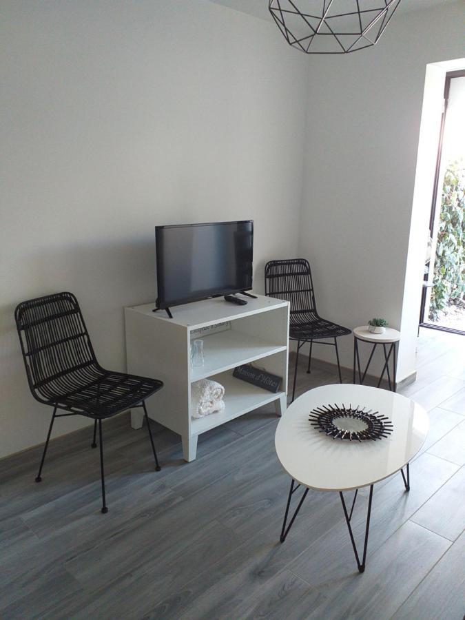 Joli studio res au calme en rez de jardin à Bandol. Esterno foto